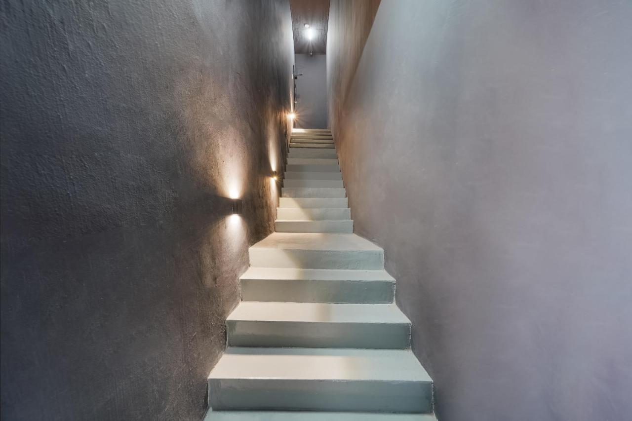 Oyo 89635 Modular Langkawi Capsule Hotel Padang Mat Sirat Экстерьер фото