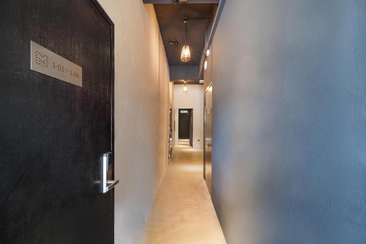 Oyo 89635 Modular Langkawi Capsule Hotel Padang Mat Sirat Экстерьер фото